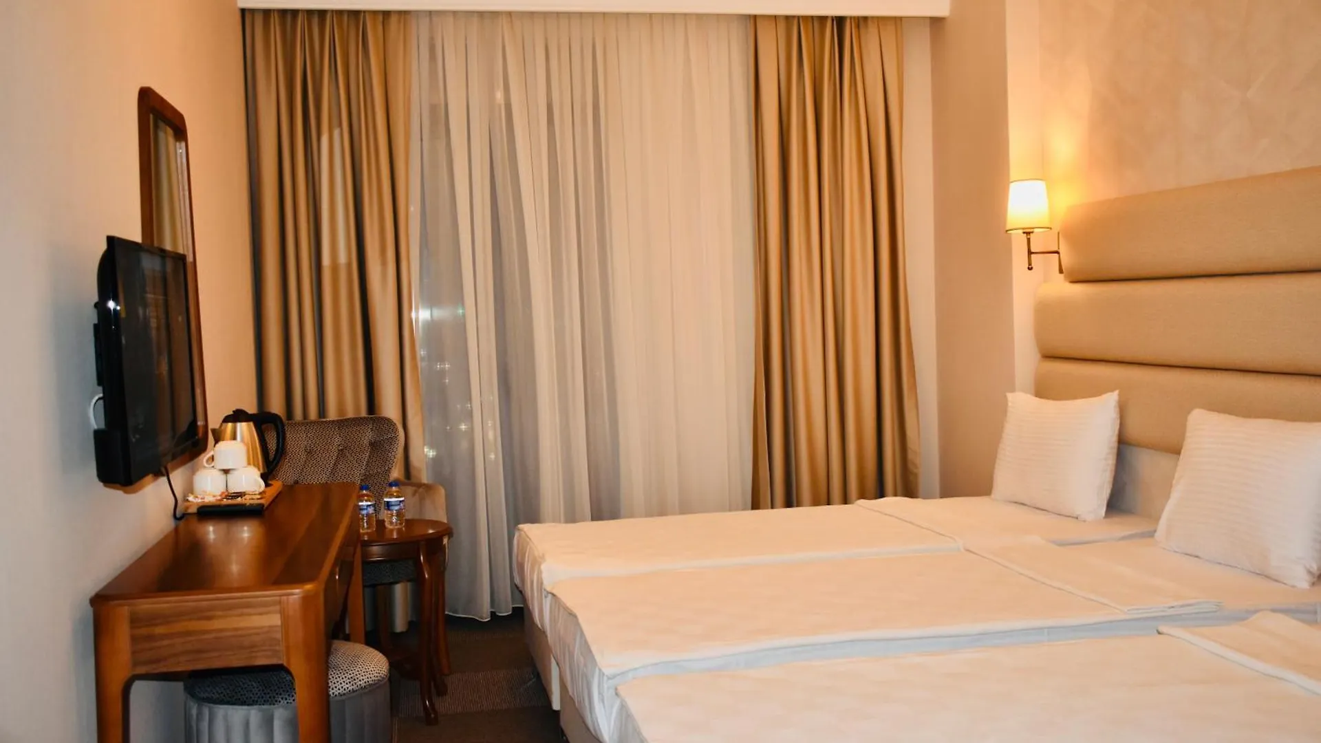 Istanbul Midpoint Hotel