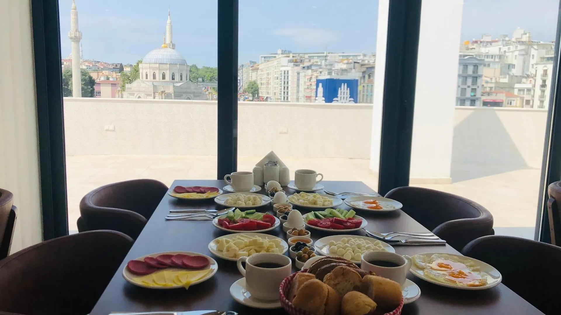 Istanbul Midpoint Hotel