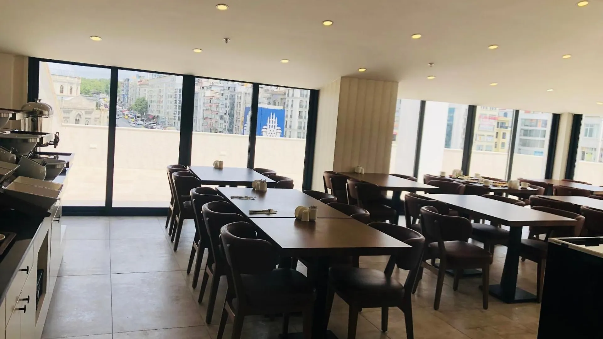 Istanbul Midpoint Hotel 4*,