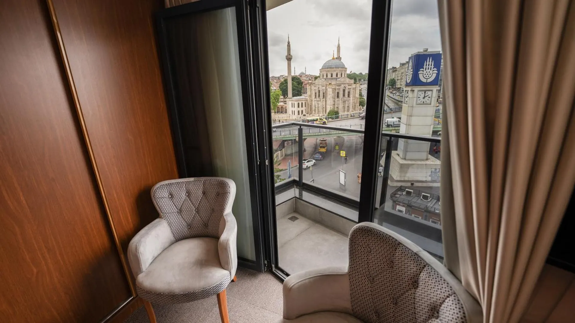 Istanbul Midpoint Hotel 4*,  Turcja