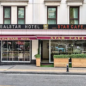 Hotel The