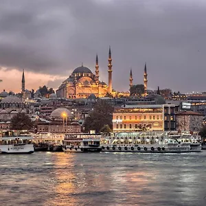 Old Topkapi Porta Romanos Ottoman Heritage איסטמבול