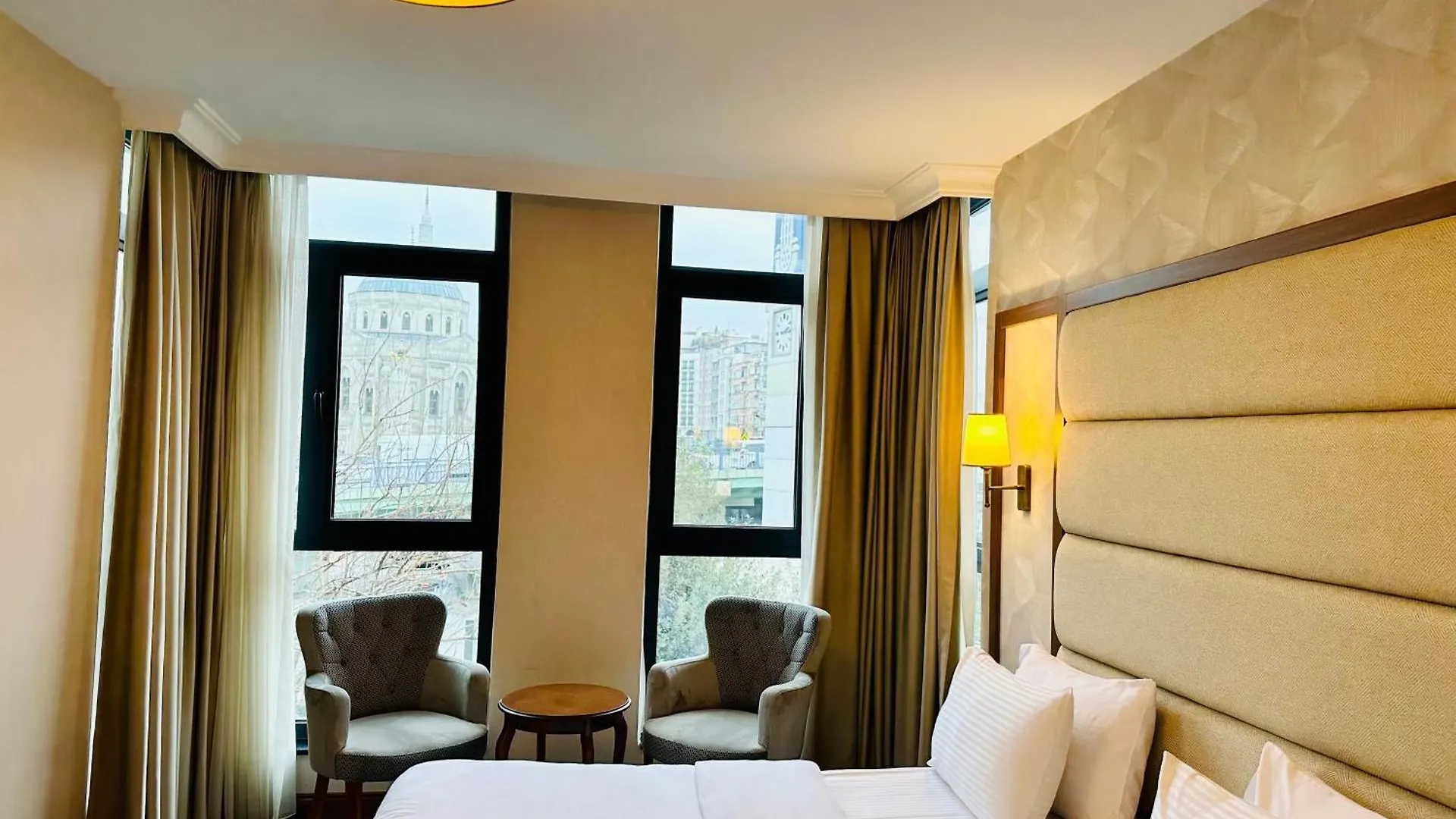 Istanbul Midpoint Hotel